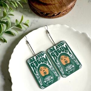3/$22🩶 Viva La Mujer Earrings Drop Dangle Acrylic NEW Women’s Rights
